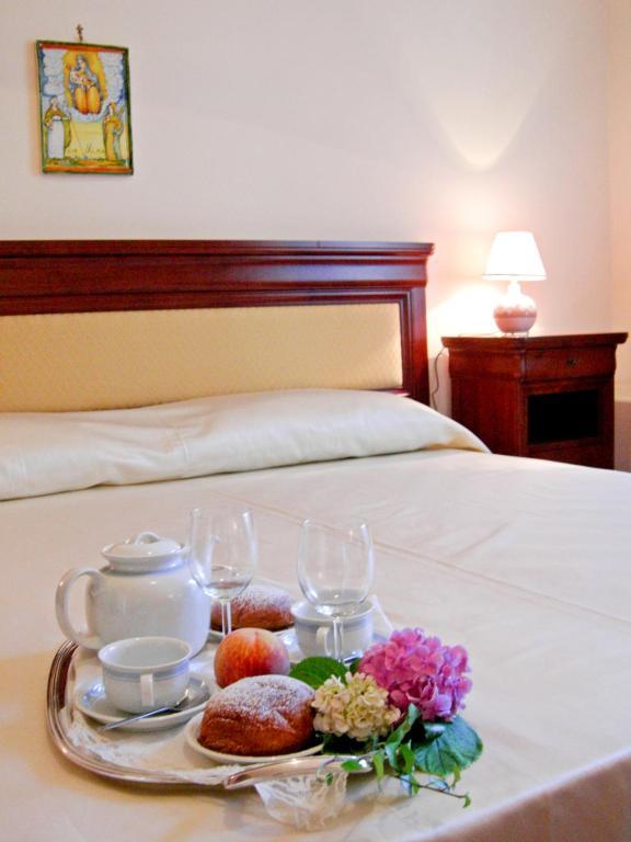 Hôtel L' Antico Cortile à Caserte Chambre photo