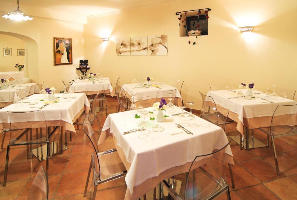 Hôtel L' Antico Cortile à Caserte Extérieur photo